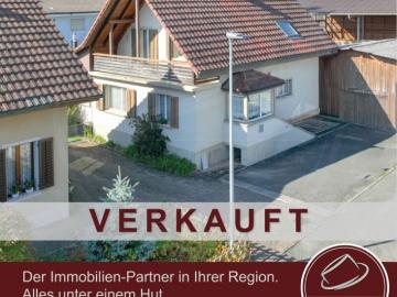 VERKAUFT Einfamilienhaus mit grossem Schopf in Schafisheim ideales Objekt für Investoren und Handwerker