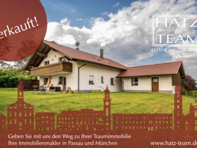 Verkauft! Gepflegtes Zweifamilienhaus in ländlicher Lage nähe Tiefenbach!
