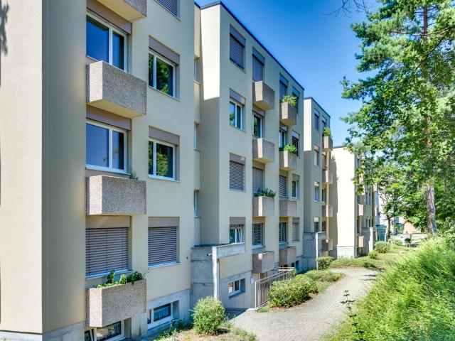 Einziehen. Wohlfühlen und von einem CHF 500. Gutschein profitieren