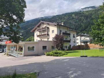 Bezirk Lienz, Tirol - Parkplatz, Ausgestattete Küche