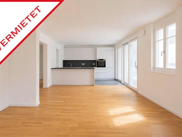 VERMIETET*Wohnen auf höchstem Niveau: Exklusive Wohnung mit KfW 55 Standard und großer West Terrasse!