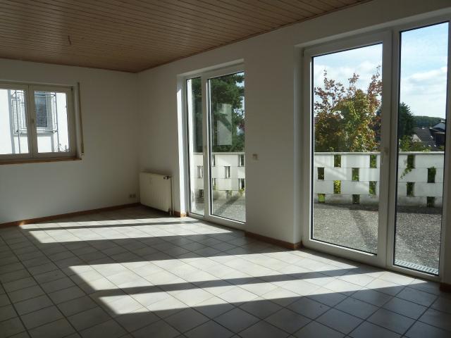 Vermietete Maisonette Wohnung mit großer Sonnenterrasse im Herzen von Reinheim