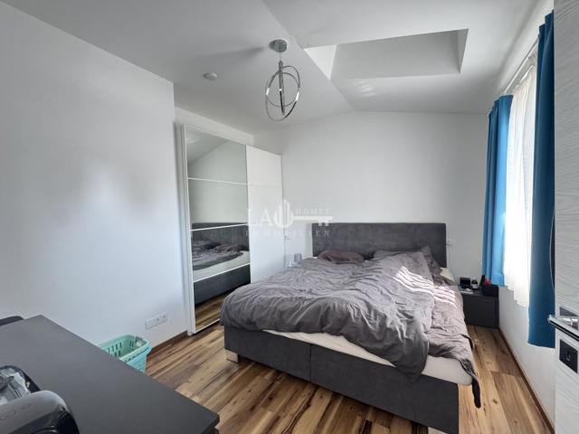 Moderne 3 Zi Wohnung in Hörsching mit Terrasse und Carport !