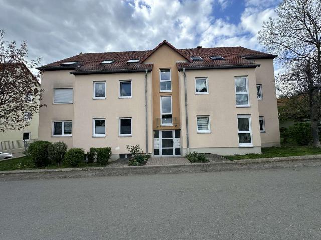Vermietete Erdgeschosswohnung mit Stellplatz