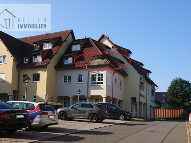 Vermietete, sehr ruhig gelegene 2 Raum Dachgeschosswohnung mit Balkon und Tiefgaragenstellplatz