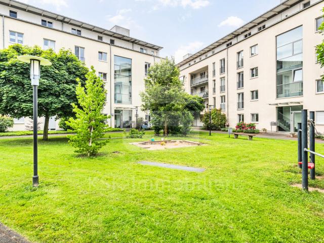Vermietete Wohnung mit Tiefgaragenstellplatz in Rodenkirchen!