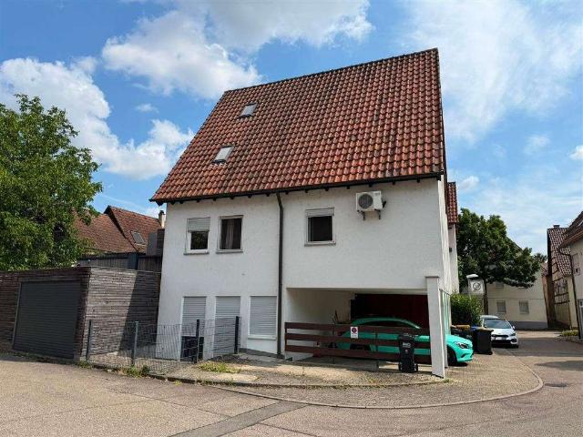 Vermietete 1 Zi. ETW, 2016 saniert, Küche, Bad, Terrasse und Keller in 74193 Stetten zu verkaufen
