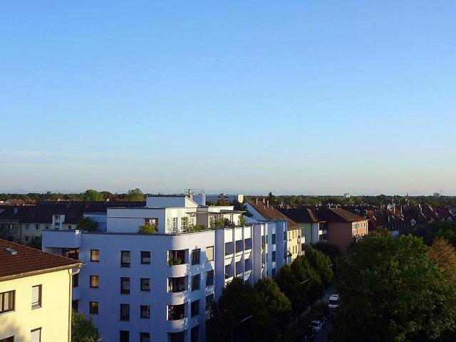 helle 1 Zimmer Wohnung mit unverbautem Bergblick