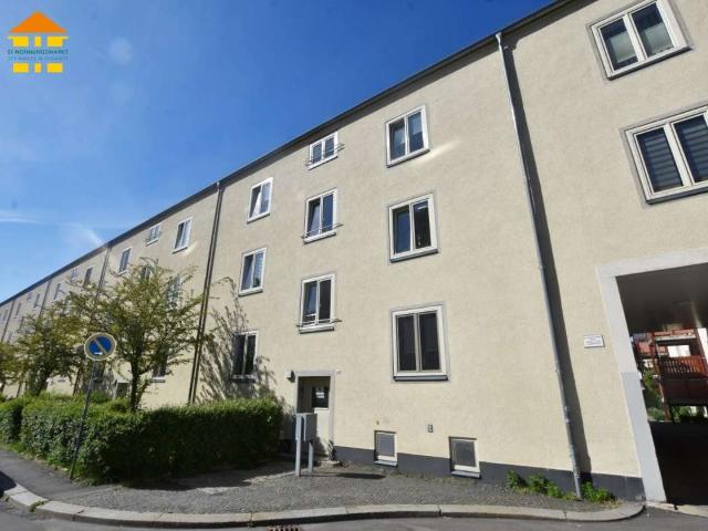 Vermietete 2 Raum Kapitalanlage mit Einbauküche und Stellplatz auf dem Sonnenberg