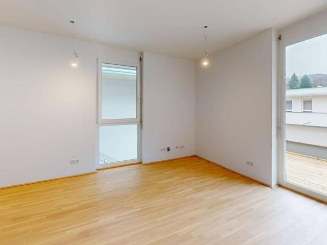 Vermietete 2 Zimmer Dachwohnung mit Balkon