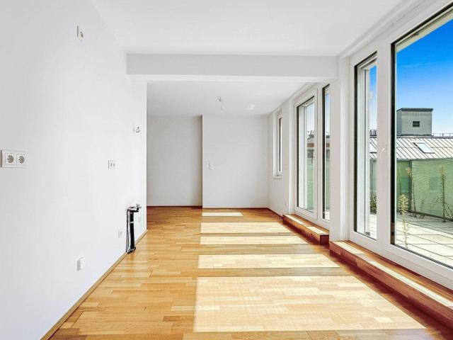Vermietete DG Anlegerwohnung mit 15 m² Außenflächen | 1100 Wien