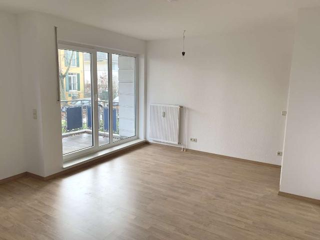 vermietete 2 Zimmer Komfortwohnung mit Balkon und EBK in Berlin Niederschönhausen