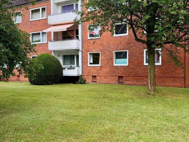 Vermietete 2 Zimmer Wohnung mit Balkon in Wellingdorf / Schönberger Straße, Kiel
