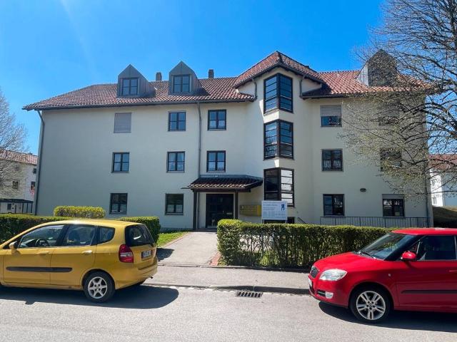 Vermietete 3,5 Zimmerwohnung mit Tiefgaragenstellplatz