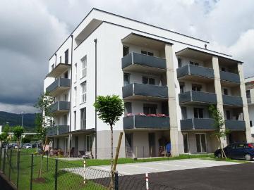 Vermietete 3 Zi Wohnung mit Balkon im Stadtzentrum 1. OG, Parkplatz