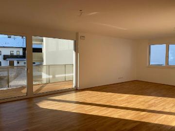 Wohnung zum Verkauf in 6416 - Balkon