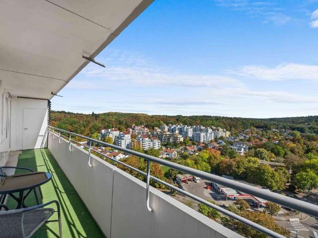 Vermietete 3 Zimmer Kapitalanlage im 13. OG – Südostbalkon, Fernblick & Garage in Sindelfingen