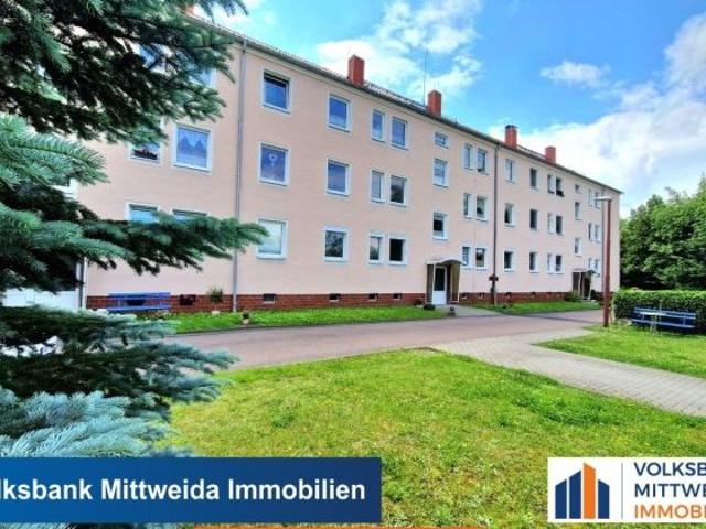 Vermietete 3 Zimmer Wohnung im 2. Obergeschoss in schöner Lage! Für Kapitalanleger!