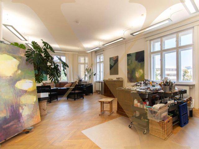 Vermietete 5,5 Zimmer Altbauwohnung mit Loggia in zentraler Lage in Linz zu verkaufen!