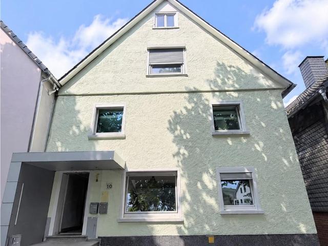 Vermietetes 3 Parteien Haus im Zentrum von Dreis tiefenbach