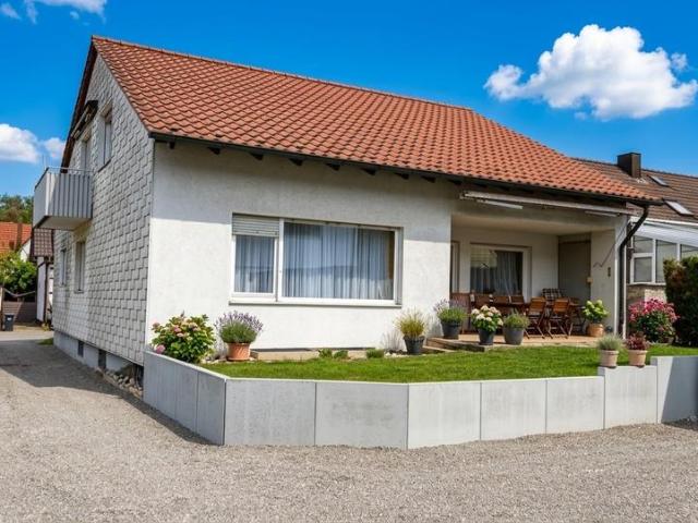 Vermietetes Zweifamilienhaus 73547 Lorch