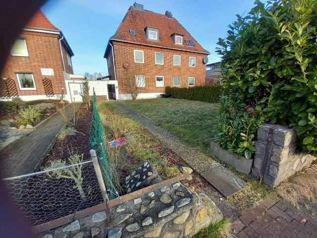 Vermietetes Altbauhaus mit 1.200 € Netto Monatsmiete und Entwicklungspotenzial Faktor 12,4