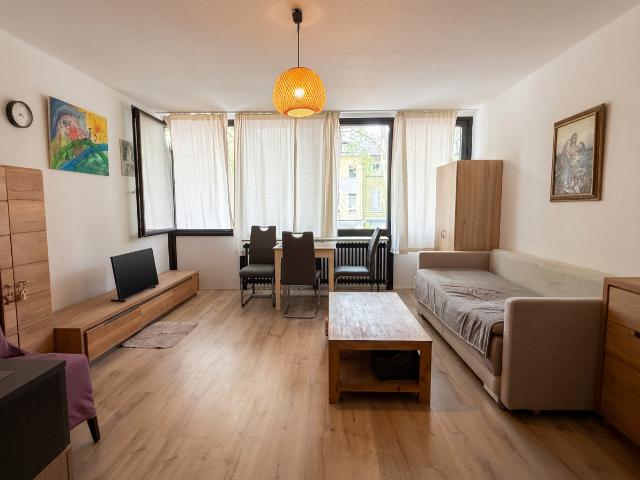 VERMIETETES APPARTMENT IN KREFLD MITTE ZU VERKAUFEN!