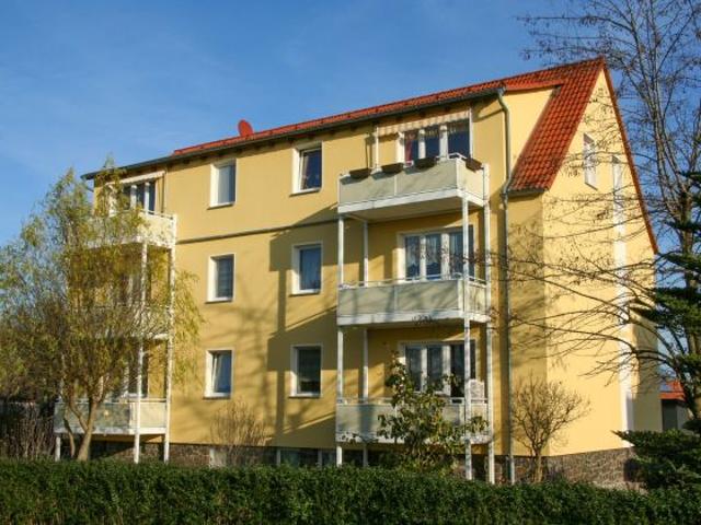 Vermietetes Dachgeschoss im Grünen nahe S Bahnanschluss