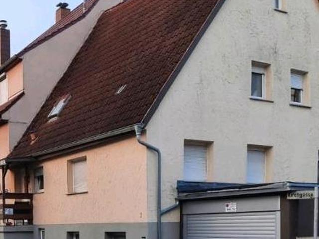 Vermietetes Reihenhaus mit 180 m² – attraktive Kapitalanlage