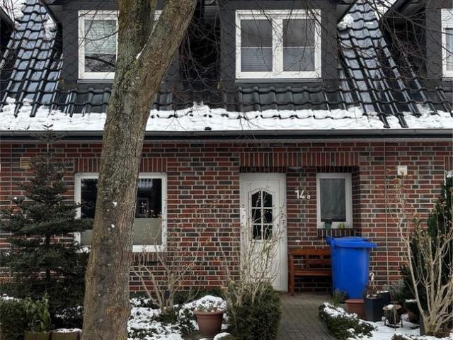 Vermietetes Reihenhaus mit Garage in Schiffdorf Spaden