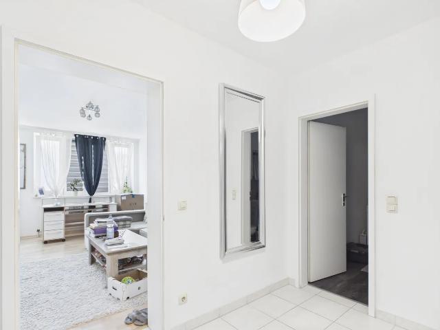 VERMIETUNG: Hölderlin Anlage – 2 Zimmer Wohnung zu vermieten