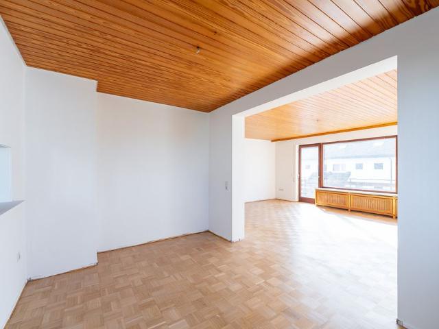 Vermietung 4,5 Zimmer Wohnung in Höllstein 1. OG / ohne Aufzug