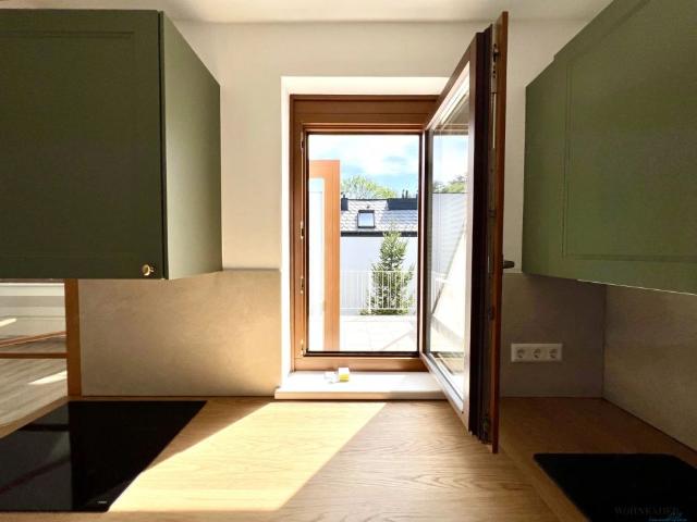 Vermittelt! ⭐ Charmante DG Wohnung mit großer Terrasse & Grünblick