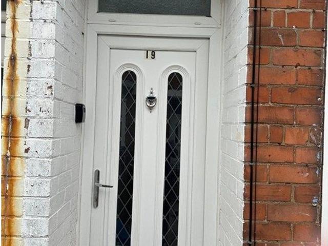 Vermont Crescent, Hull HU5, 2 bed terraced house to rent, £775 pcm | PrimeLocation