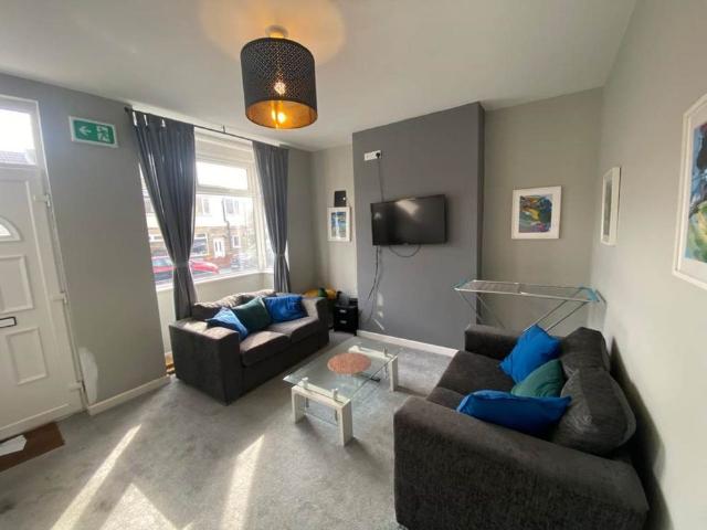 Vermont Street Room 3, Bramley, Leeds