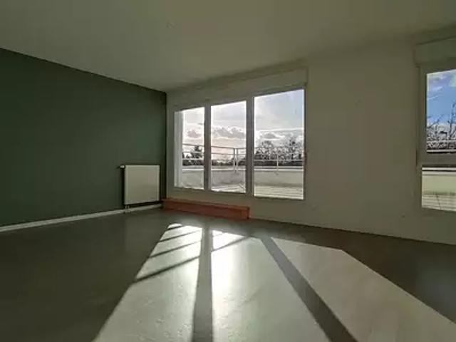 Vern sur Seiche 35770 Location appartement 4 pièces t4 au dernier étage parking