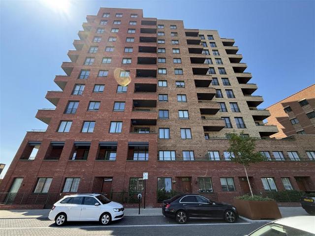 Vernal Way, London 2 bed apartment to rent £2,250 pcm £519 pw