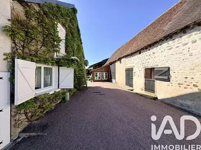 Verneix 03190 Achat / Vente maison 7 pièces t7 terrasse parking