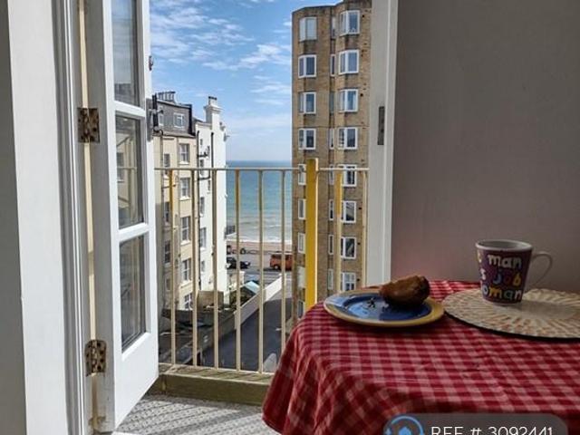 Verner House, Hove, BN3 2 bed flat to rent £1,780 pcm £411 pw