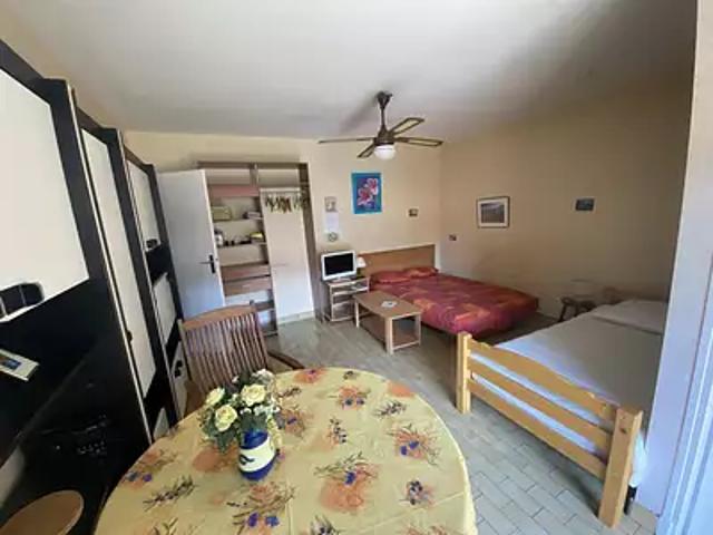 Vernet les Bains 66820 Location appartement 1 pièce t1 terrasse