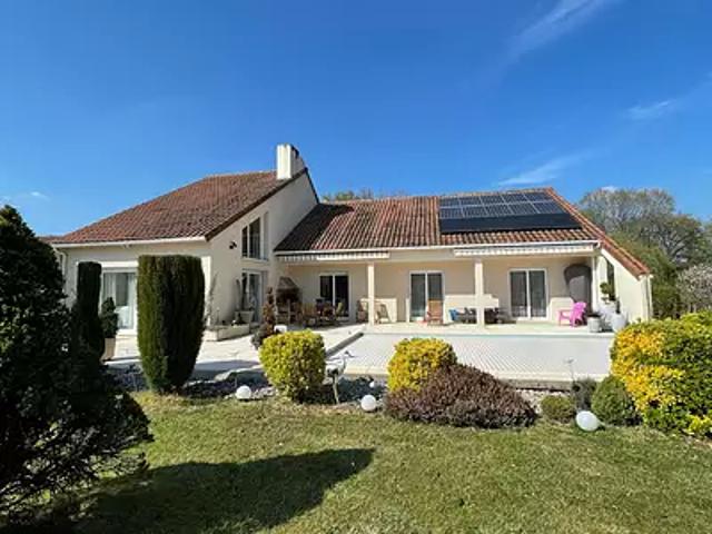 Verneuil sur Vienne 87430 Achat / Vente maison 6 pièces t6 piscine