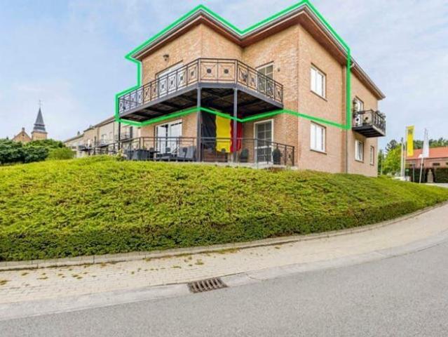 Vernieuwd appartement in Schepdaal