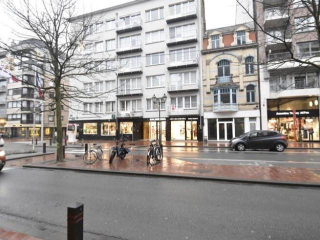 Vernieuwd appartement op topligging in de Lippenslaan
