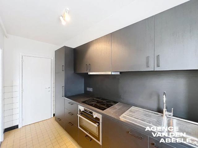 Vernieuwd appartement met 2 slaapkamers