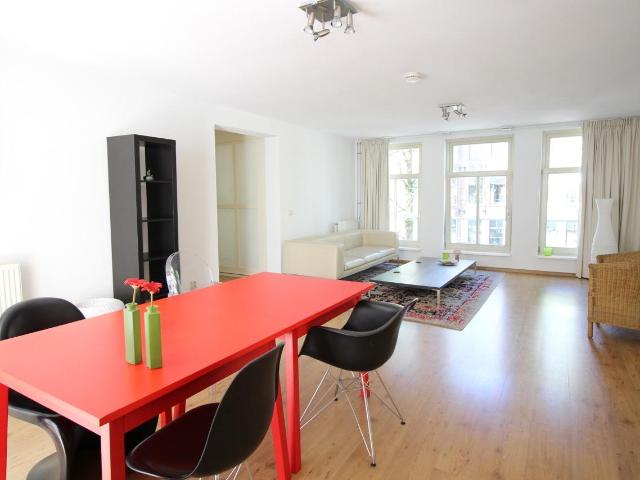 Vernieuwd en gerenoveerd appartement