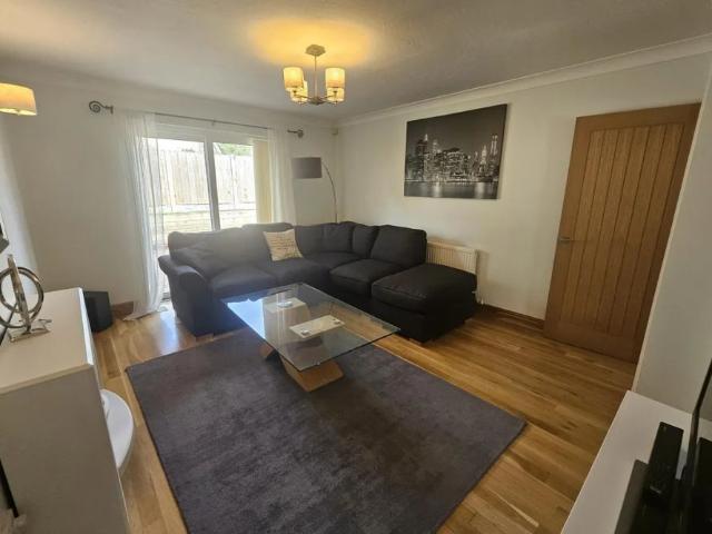 Vernon Close, Saughall, CHESTER