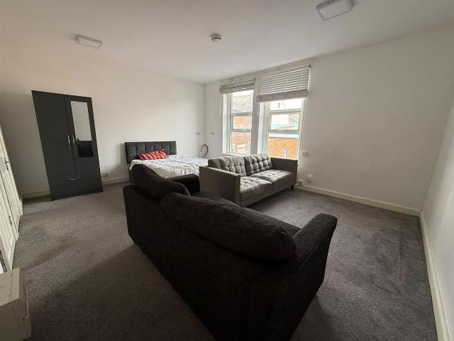 Vernon Street, Bolton BL1, Terraced house to rent, £600 pcm | PrimeLocation