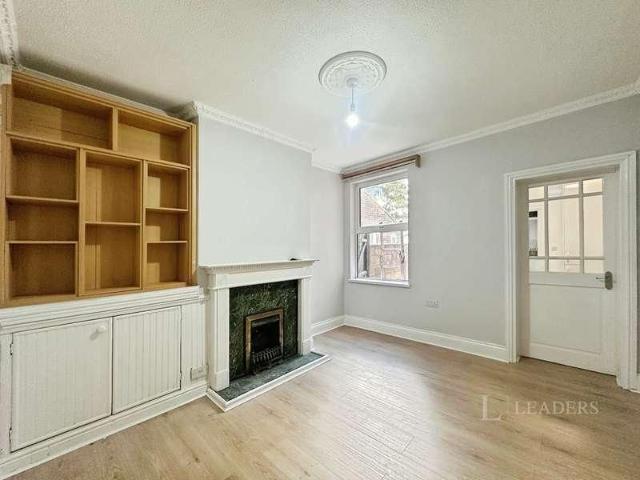 Vernon Road, Luton, Bedfordshire, LU1