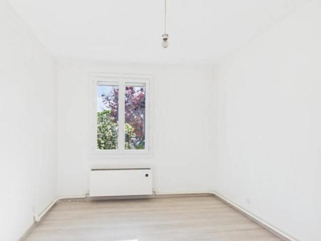 VERNOSC LÈS ANNONAY – Maison individuelle Garage et combles