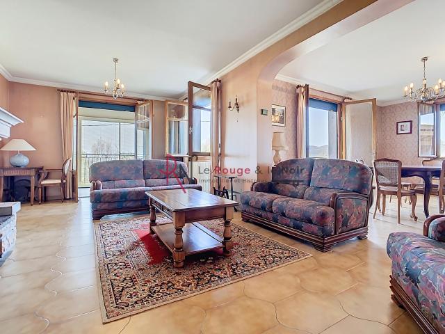 Vernosc les Annonay, villa individuelle accès direct au jardin magnifique vue dégagée sur les Alpes